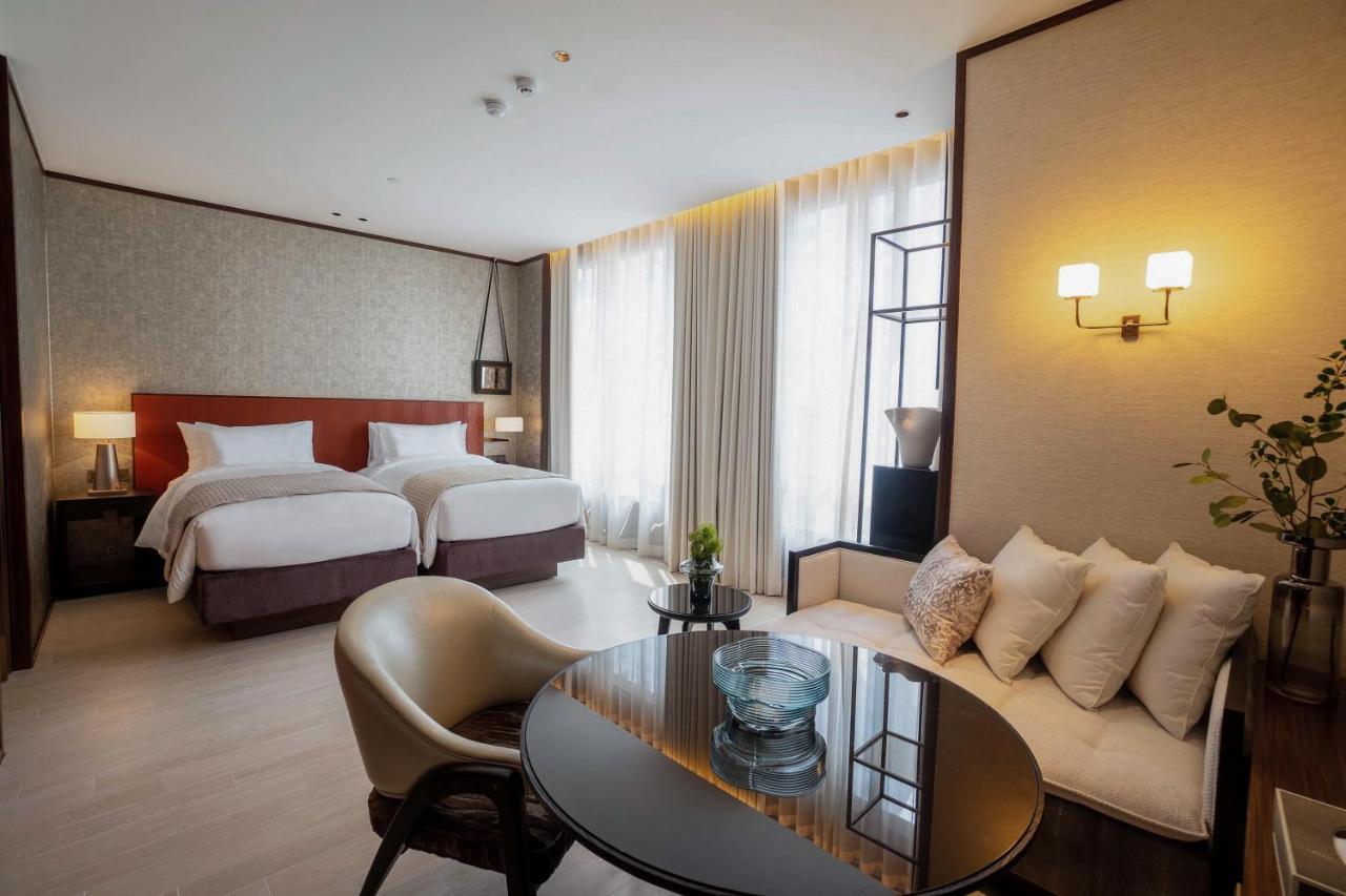 Silq Hotel & Residence, Managed By The Ascott Limited Banguecoque Exterior foto