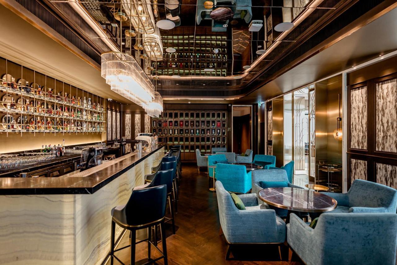 Silq Hotel & Residence, Managed By The Ascott Limited Banguecoque Exterior foto The Bar at The Hari