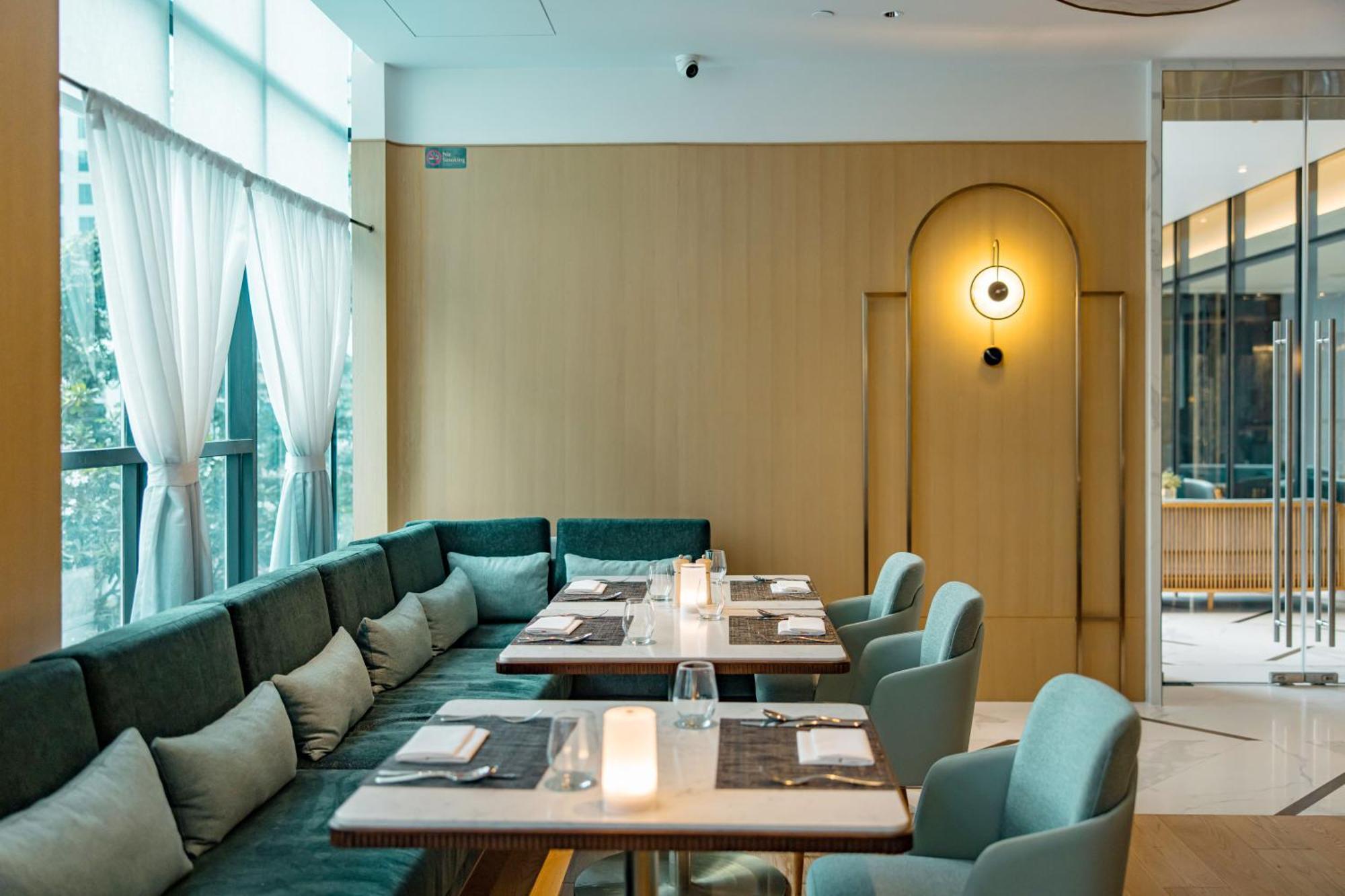Silq Hotel & Residence, Managed By The Ascott Limited Banguecoque Exterior foto The interior of the restaurant