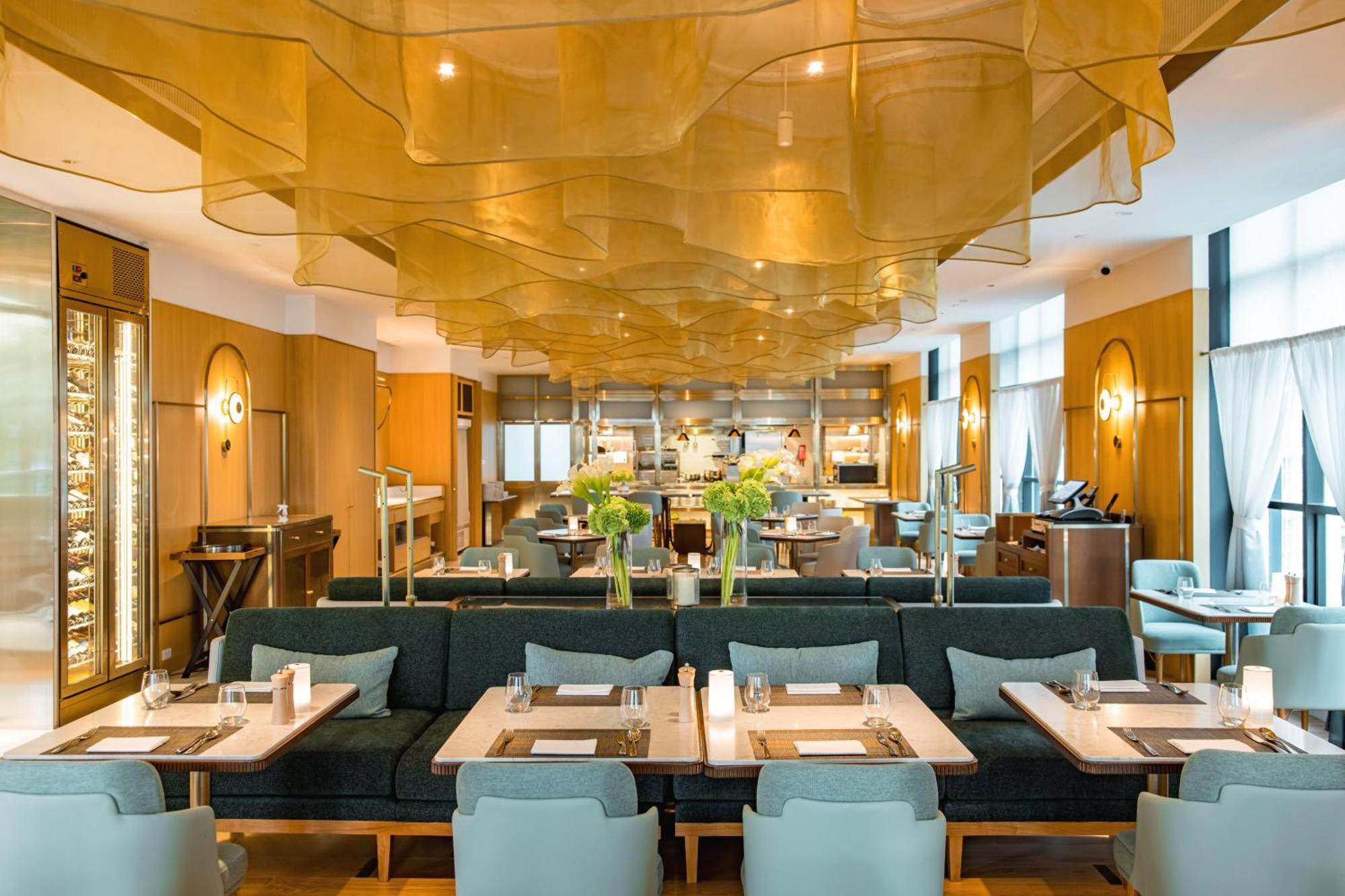 Silq Hotel & Residence, Managed By The Ascott Limited Banguecoque Exterior foto Restaurant 101