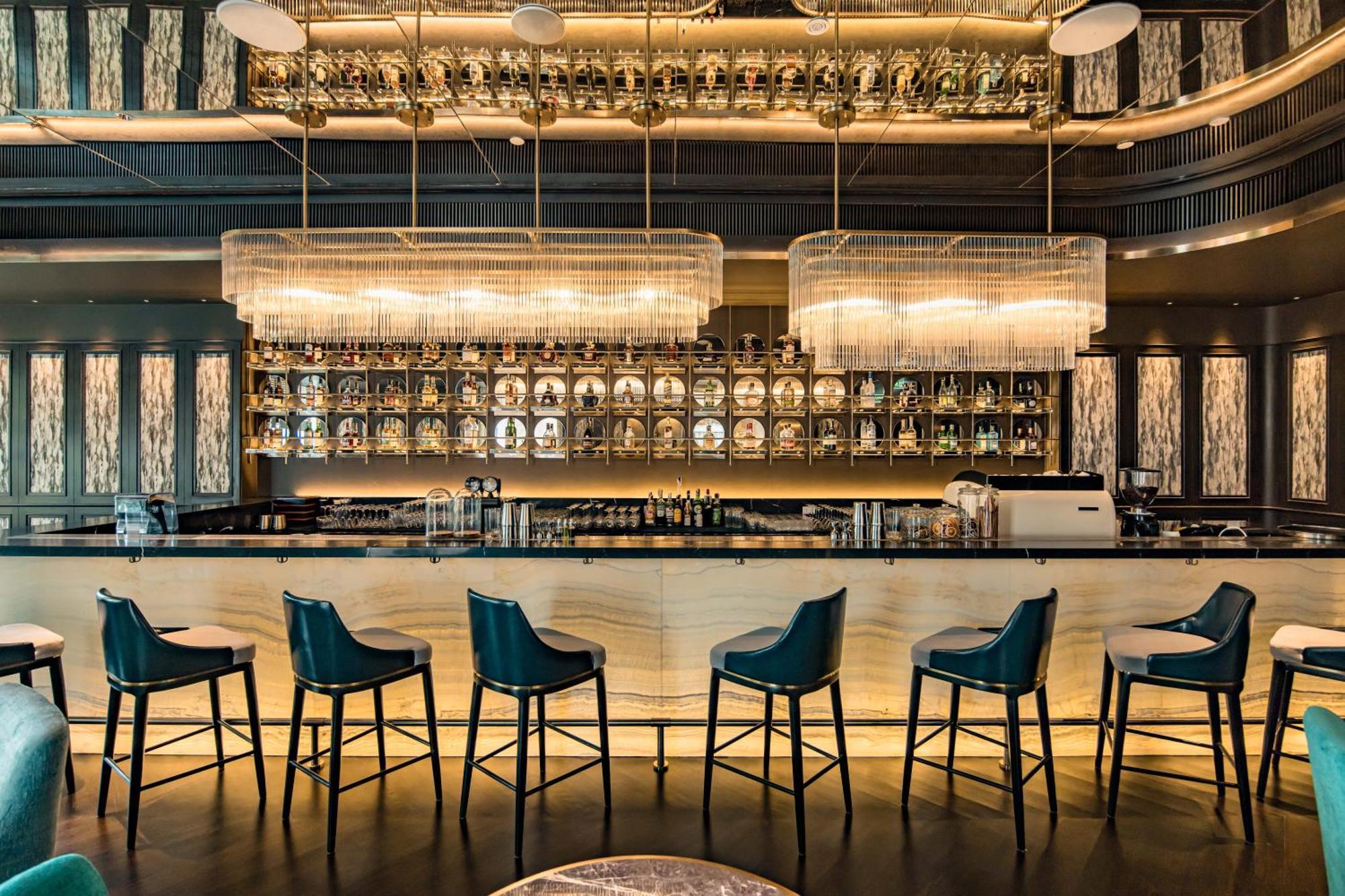 Silq Hotel & Residence, Managed By The Ascott Limited Banguecoque Exterior foto The bar at the 1903 Lounge
