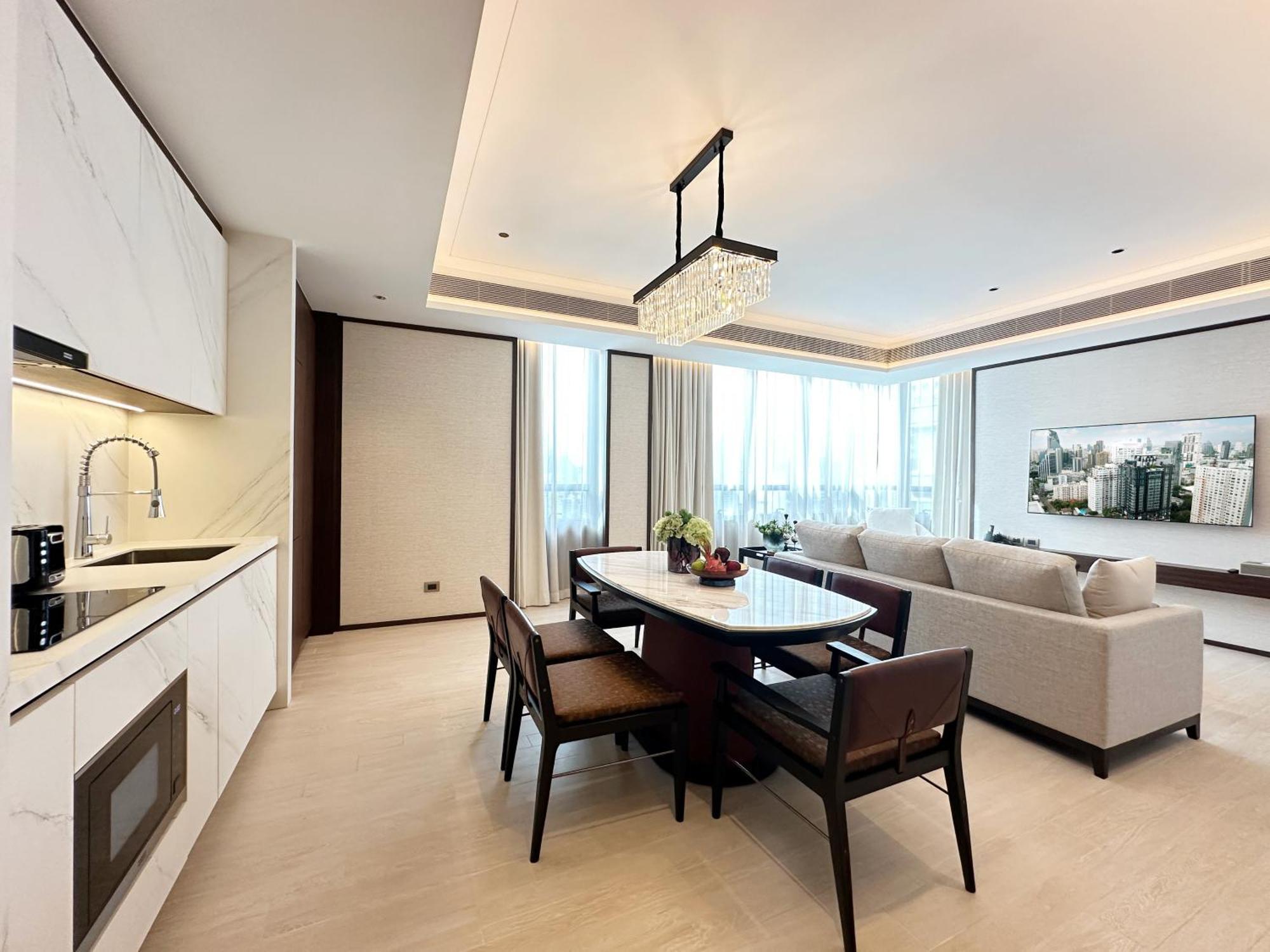 Silq Hotel & Residence, Managed By The Ascott Limited Banguecoque Quarto foto A typical apartment
